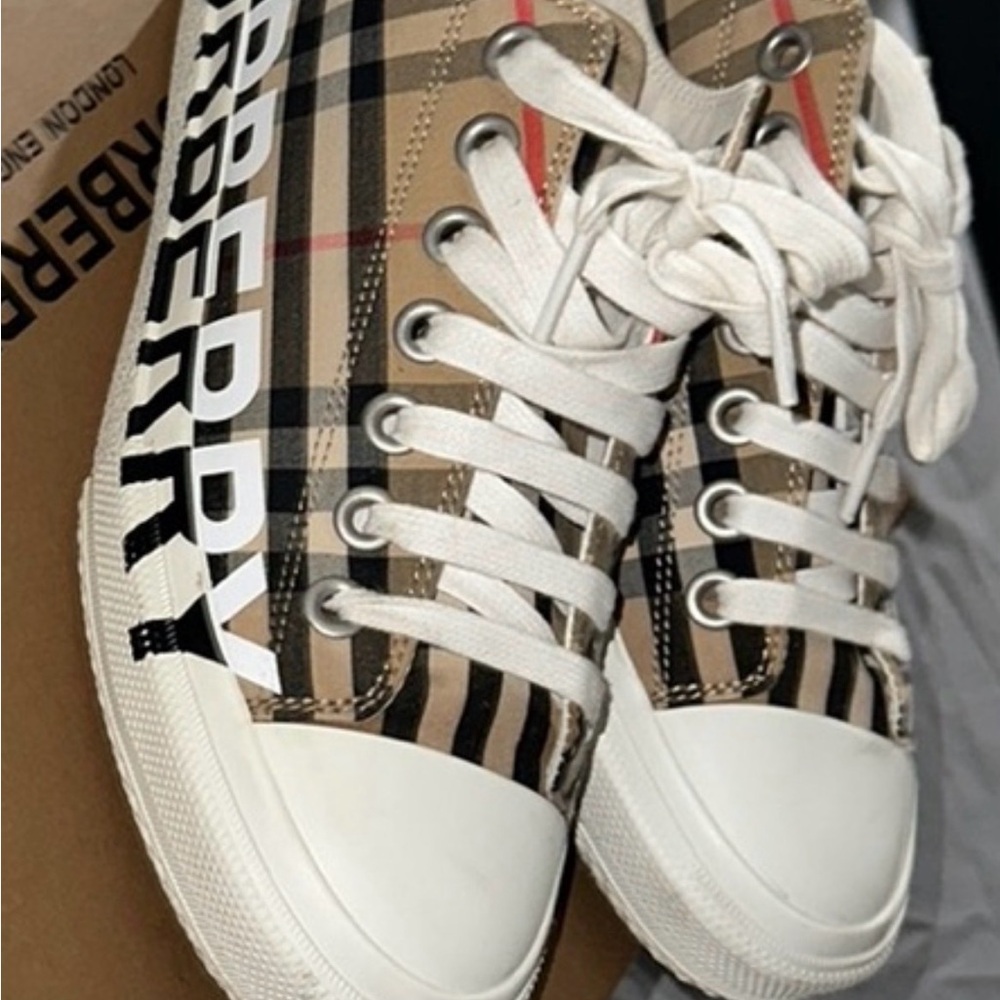 Burberry Tan Check Low-Top Sneakers with White Accents and Black Logo